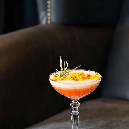 The Crown - Handwritten Collection Hotel