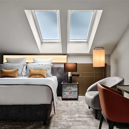 The Crown - Handwritten Collection Hotel Cracovia