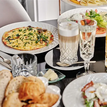 Szálloda The Crown - Handwritten Collection Krakkó