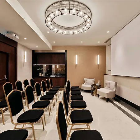 Szálloda The Crown - Handwritten Collection