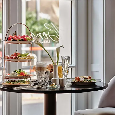 Hotel The Crown - Handwritten Collection