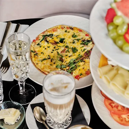 The Crown - Handwritten Collection