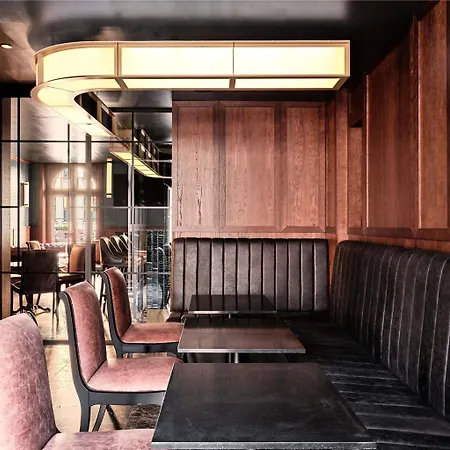 The Crown - Handwritten Collection Отель Краков