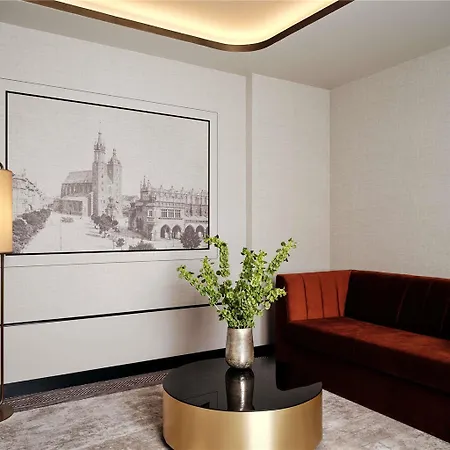 The Crown - Handwritten Collection Otel