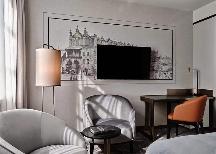 The Crown - Handwritten Collection Hotel